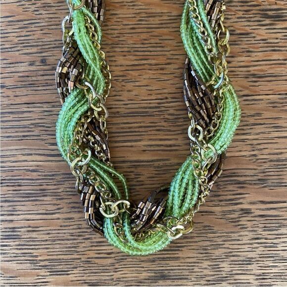 Kohls Costume Jewlery Two Necklaces Purple & Silver/Green/Brown & Gold Beads EUC - Picture 10 of 10